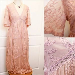 🚨1x left Blush Lace Mesh Maxi Dress Plus